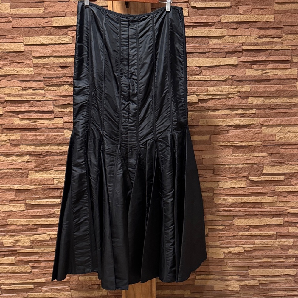 Chic Black A-Line Women's Skirt - Picture 6 of 8